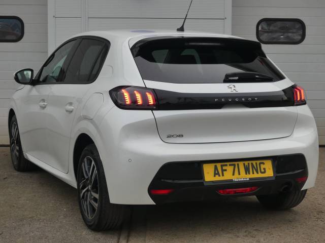2021 Peugeot 208 1.2 PureTech 100 Allure 5dr