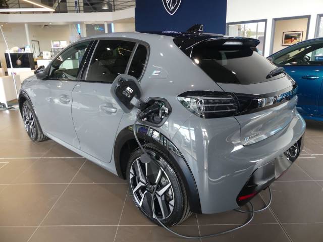 Peugeot e-208 51kWh GT Premium Auto 5dr (7.4kW Charger)