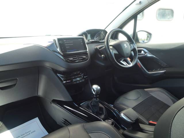 2019 Peugeot 2008 1.2 PureTech 130 Allure 5dr