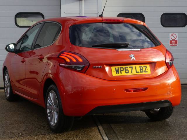 2017 Peugeot 208 1.2 PureTech 110 Allure 5dr