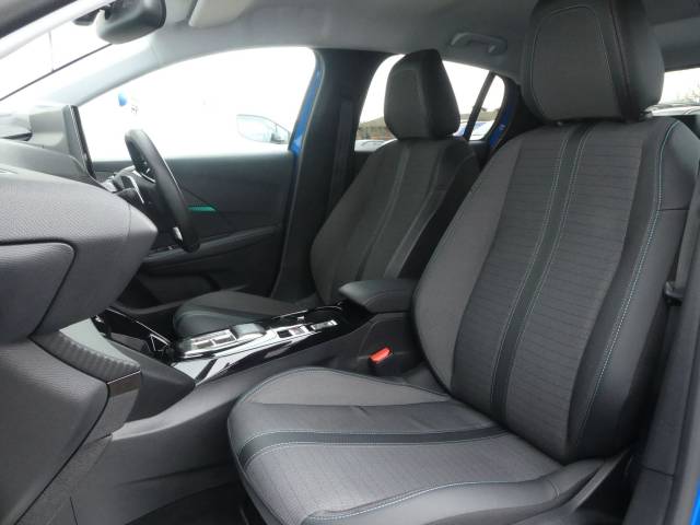 2022 Peugeot 208 1.2 PureTech 100 Allure Premium + 5dr EAT8