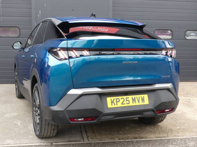 2025 Peugeot 3008 1.2 Hybrid 136 Allure 5dr e-DSC6