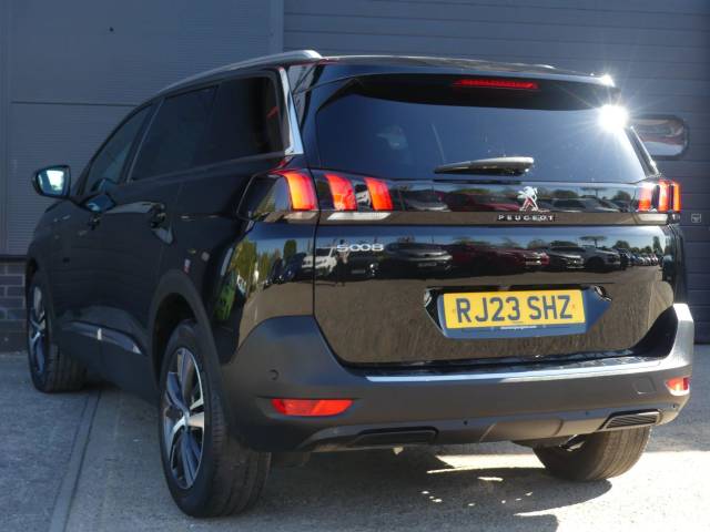 2023 Peugeot 5008 1.2 PureTech Allure Premium+ 5dr EAT8