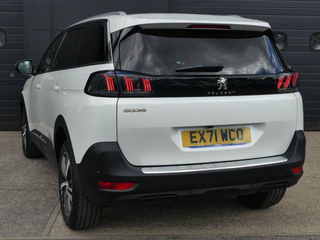 2021 Peugeot 5008 1.2 PureTech Allure Premium 5dr EAT8