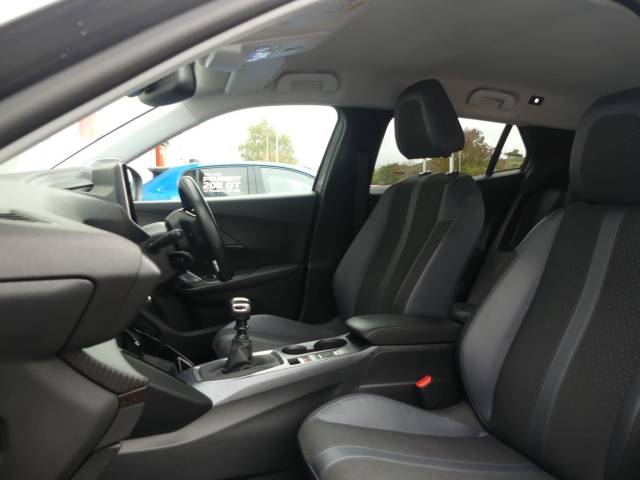 2020 Peugeot 2008 1.2 PureTech Allure Premium 5dr