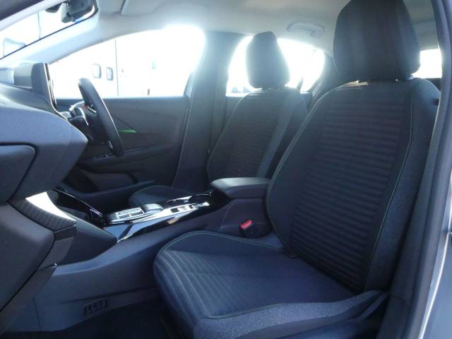 2024 Peugeot 208 1.2 Hybrid 100 Active 5dr e-DSC6