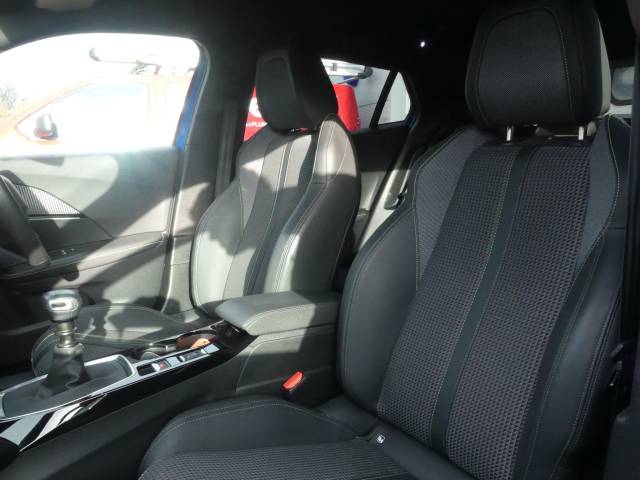 2023 Peugeot 2008 1.2 PureTech 130 GT 5dr