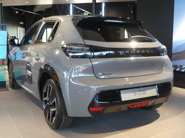 Peugeot e-208 51kWh GT Premium Auto 5dr (7.4kW Charger)