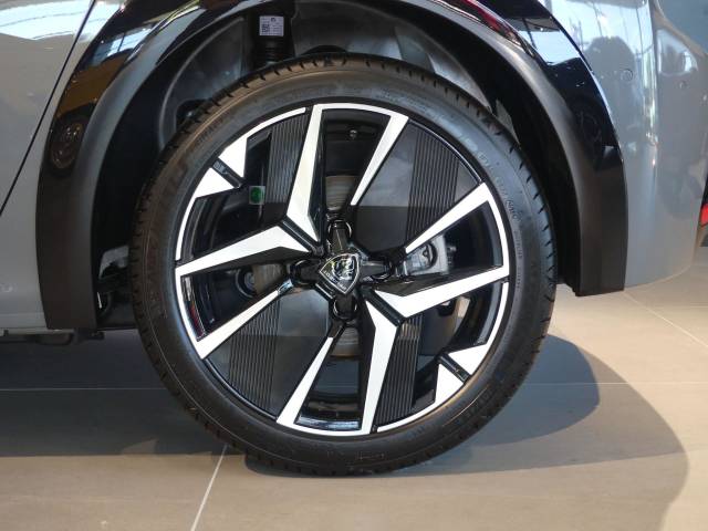 Peugeot e-208 51kWh GT Premium Auto 5dr (7.4kW Charger)