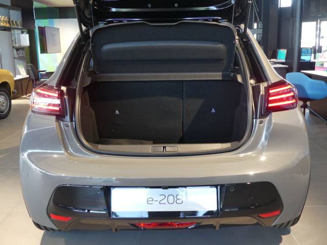 Peugeot e-208 51kWh GT Premium Auto 5dr (7.4kW Charger)