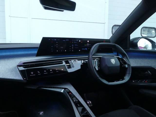 2024 Peugeot E-3008 157kW GT 73kWh 5dr Auto