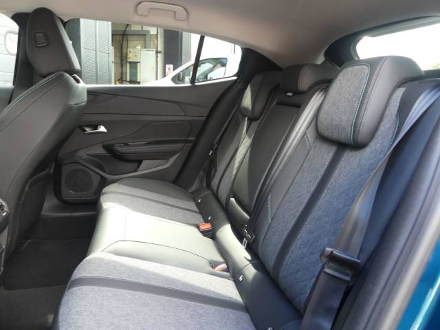 2023 Peugeot 408 1.2 PureTech Allure Premium 5dr EAT8
