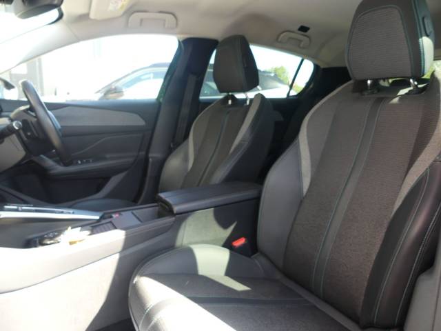 2022 Peugeot 308 1.2 PureTech Allure Premium 5dr EAT8