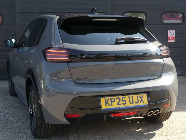 2025 Peugeot 208 1.2 Hybrid 136 GT 5dr e-DSC6