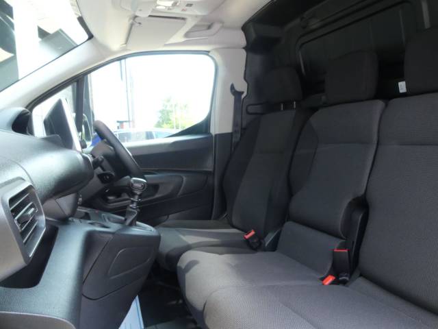 2023 Peugeot Partner 950 1.5 BlueHDi 100 Professional Premium + Van