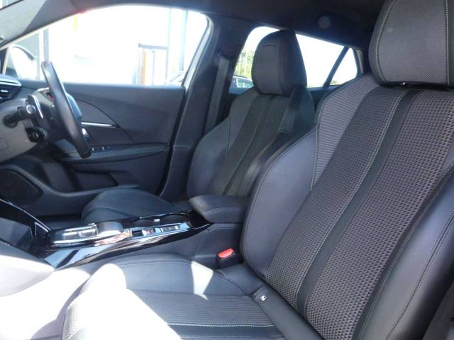 2023 Peugeot 2008 1.2 PureTech 130 GT 5dr EAT8