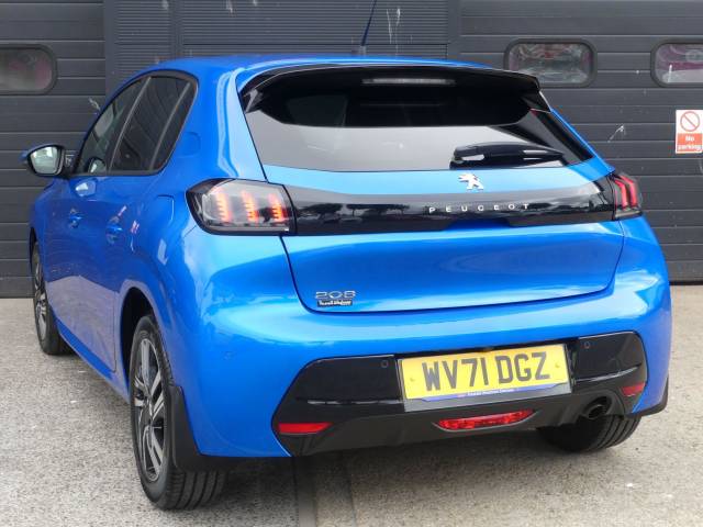 2021 Peugeot 208 1.2 PureTech 100 Allure Premium 5dr