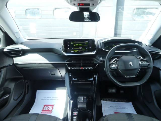 2022 Peugeot 2008 1.2 PureTech 130 Allure Premium 5dr EAT8