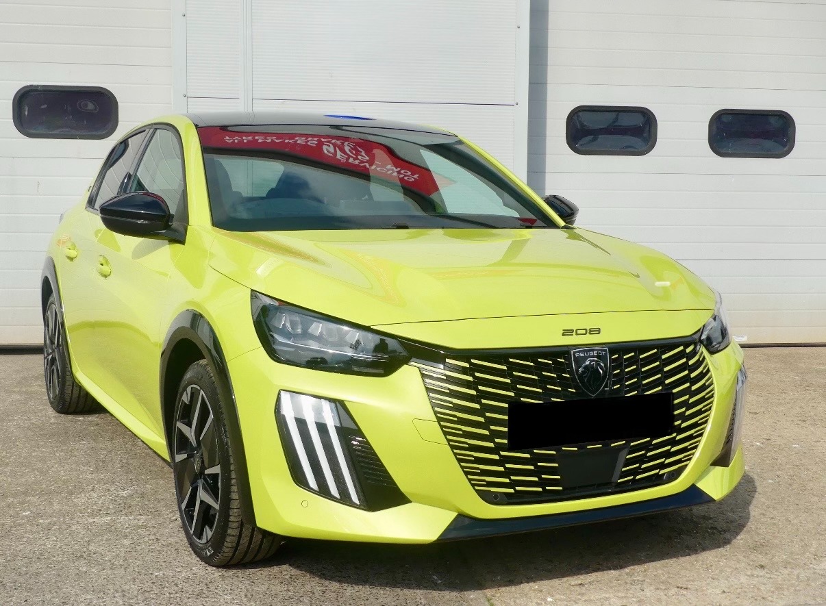 E208 GT SPECIAL OFFER - 1 CAR ONLY!